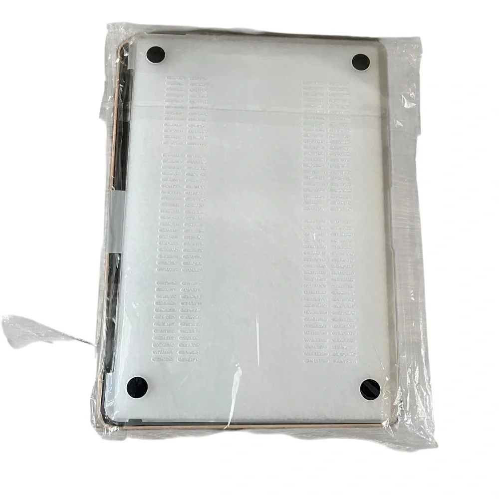 NWT Basket Cream Laptop Sleeve for 13-inch MacBook Air